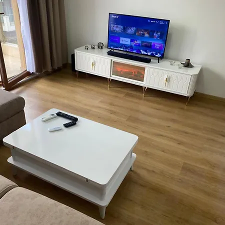 дани Appartement