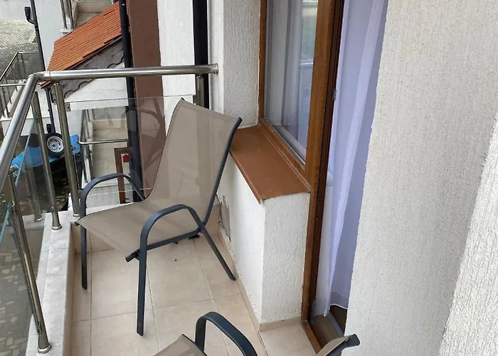 дани * Обзор